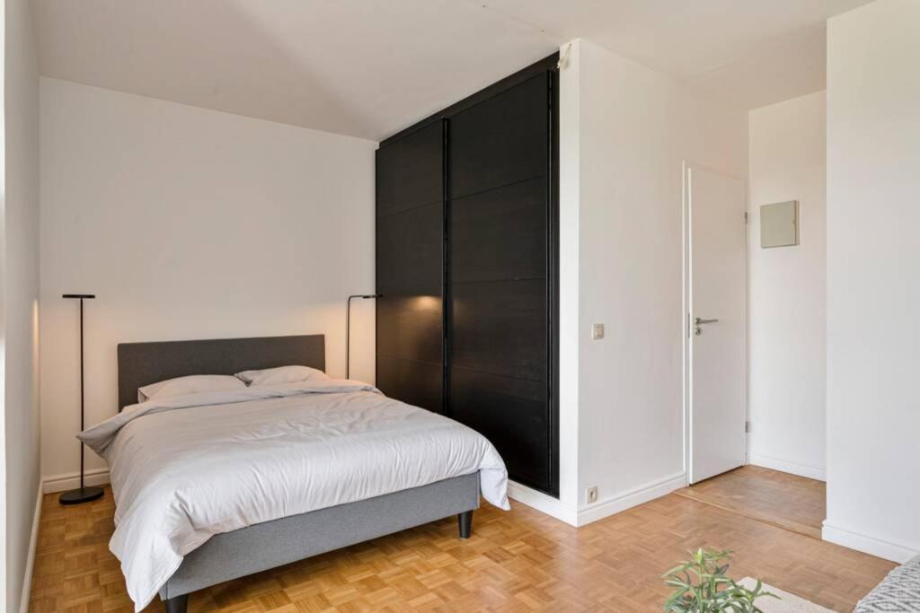 New-York Style Studio Lägenhet Antwerpen Exteriör bild